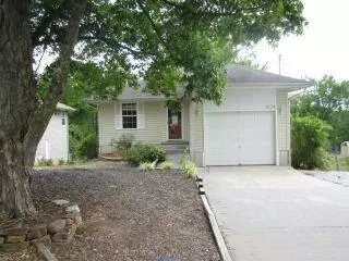 506 E Robertson St, Ozark, MO 65721 photo 1