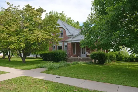 606 E Main St, Walnut Grove, MO 65770 photo 1
