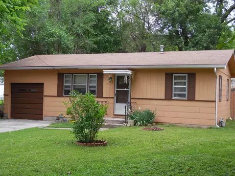 815 W Minota St, Springfield, MO 65807 photo 1