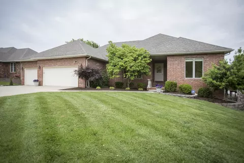 2028 S Celebration Ave, Springfield, MO 65809 photo 1