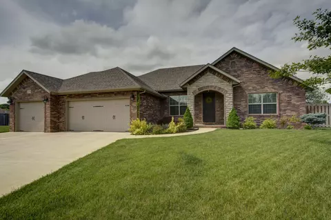 4854 S Krisi Ct, Springfield, MO 65810 photo 1