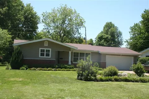 3238 E Berkeley St, Springfield, MO 65804 photo 1
