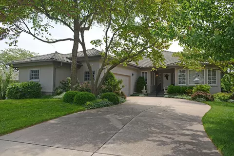 3958 E Villa Way, Springfield, MO 65809 photo 1