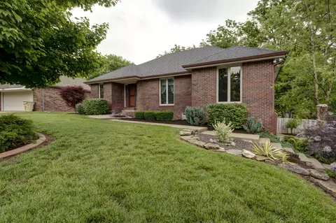 5668 S Kimbrough Ave, Springfield, MO 65810 photo 1