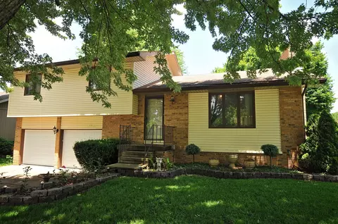 2811 W Westview St, Springfield, MO 65807 photo 1