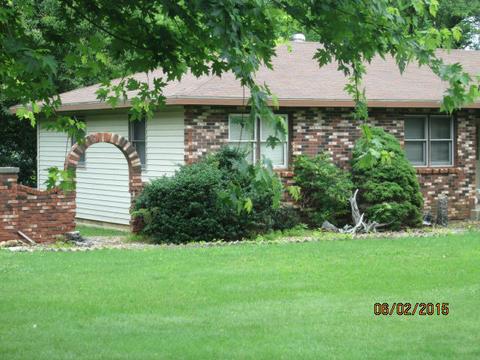 1340 Highland St, Cabool, MO 65689 photo 1