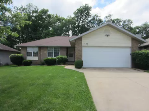 4135 S Oak Ave, Springfield, MO 65804 photo 1