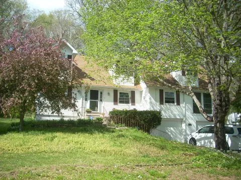 5713 E Division St, Springfield, MO 65802 photo 1