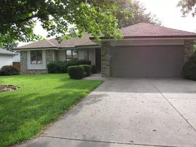 5495 S Stonegate Ave, Springfield, MO 65810 photo 1