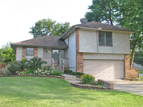 1642 W Primrose St, Springfield, MO 65807 photo 1