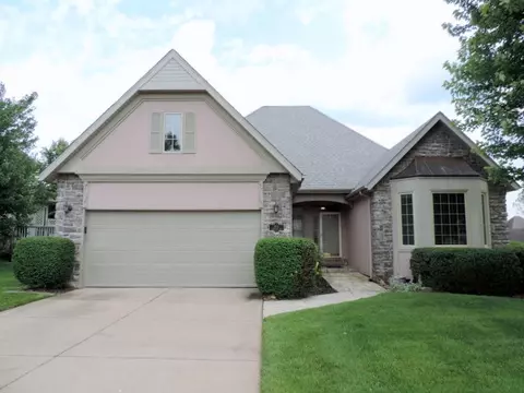 958 S Carriage Ave, Springfield, MO 65809 photo 1