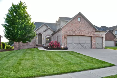 1423 N Chapel Dr, Springfield, MO 65802 photo 1