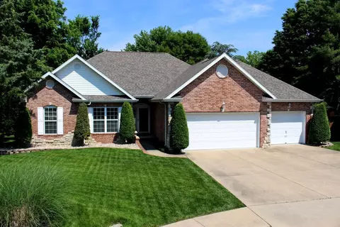 4905 S Forest Ave, Springfield, MO 65810 photo 1