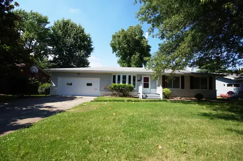 1911 E Gretna St, Springfield, MO 65804 photo 1