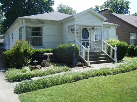 1526 E Portland St, Springfield, MO 65804 photo 1