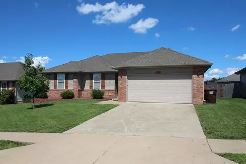 330 S Red Ave, Springfield, MO 65802 photo 1