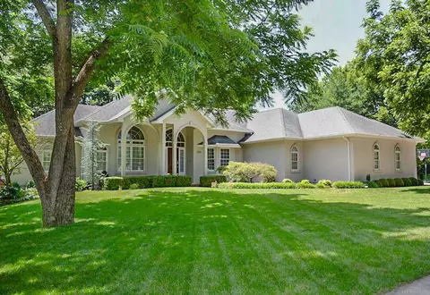4240 E Misty Woods St, Springfield, MO 65809 photo 1