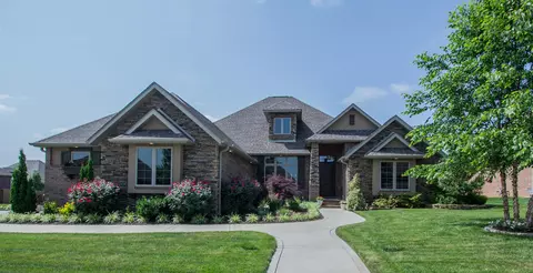 2808 E Chinkapin Ln, Springfield, MO 65804 photo 1
