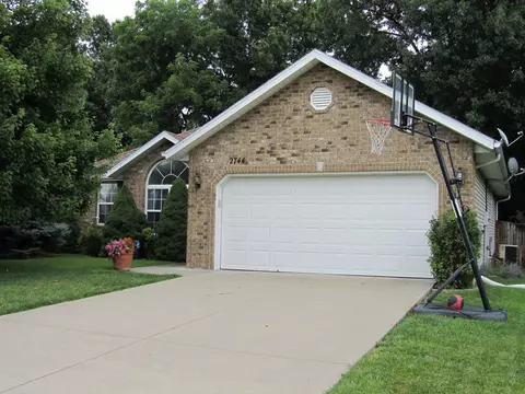 2744 S Jonathan Ave, Springfield, MO 65801 photo 1