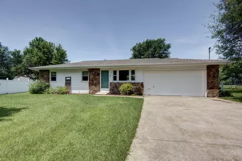 3123 W Highland Ct, Springfield, MO 65807 photo 1