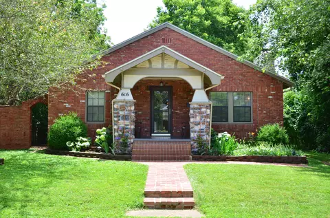 616 E Meadowmere St, Springfield, MO 65807 photo 1