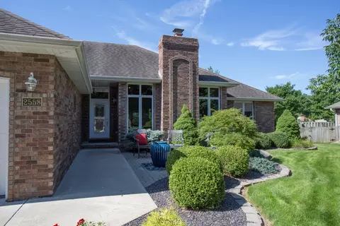 2558 W Westview St, Springfield, MO 65807 photo 1