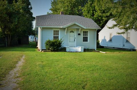 1700 W Thoman St, Springfield, MO 65802 photo 1