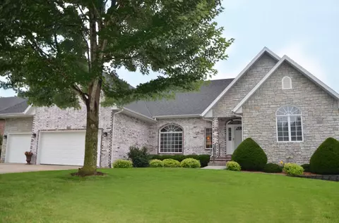 2586 S Chapel Dr, Springfield, MO 65809 photo 1