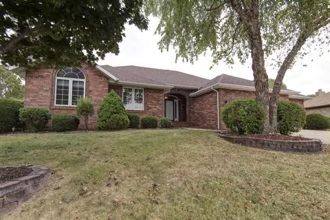 711 E Meramec Ln, Nixa, MO 65714 photo 1