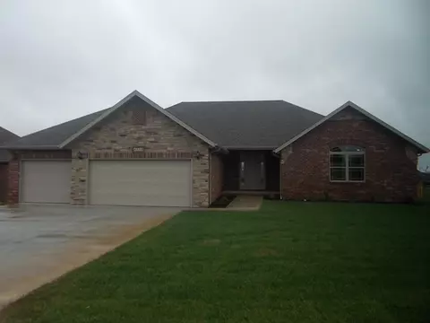 4518 E Kentbrook Dr, Springfield, MO 65802 photo 1
