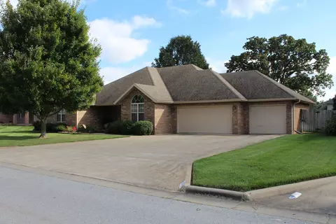 3750 W Eaglecrest St, Battlefield, MO 65619 photo 1