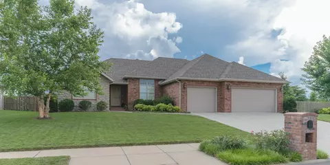 317 W Meadowgate Dr, Springfield, MO 65803 photo 1