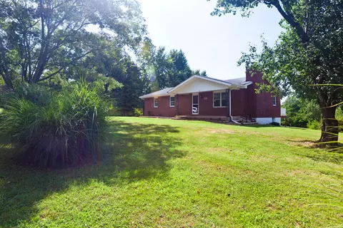 378 Melton Ave, Ozark, MO 65721 photo 1