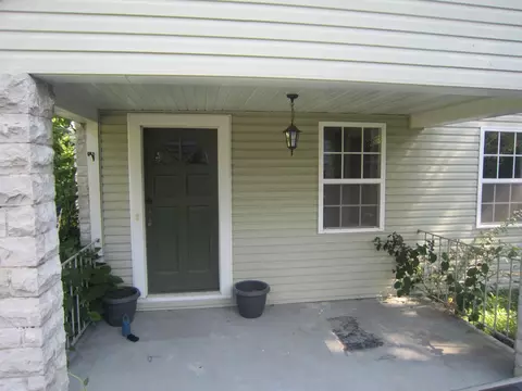 2048 S Holland Ave, Springfield, MO 65807 photo 1
