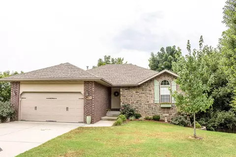 847 S Jonathan Ave, Springfield, MO 65802 photo 1