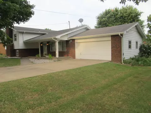 3311 N Delaware Ave, Springfield, MO 65803 photo 1