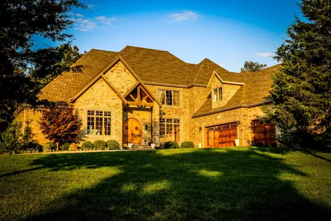 832 Silverwood Ct, Springfield, MO 65809 photo 1