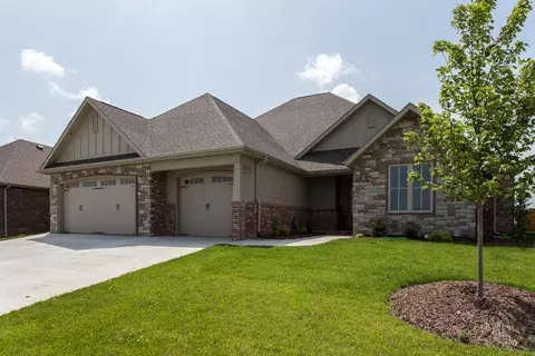 3247 S Sulgrove Ave, Springfield, MO 65804 photo 1