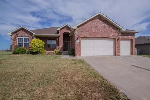 353 W Meadowgate Dr, Springfield, MO 65803 photo 1