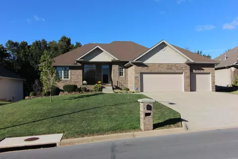 5071 E Hackberry St, Springfield, MO 65809 photo 1