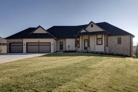 4714 E Cobble Creek Dr, Springfield, MO 65809 photo 1