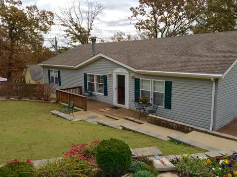 137 Park Dr, Branson, MO 65616 photo 1