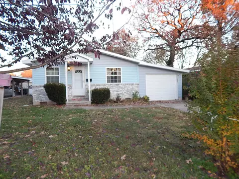 820 N Brown Ave, Springfield, MO 65802 photo 1