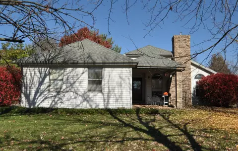 4135 E Autumn Ct, Springfield, MO 65802 photo 1
