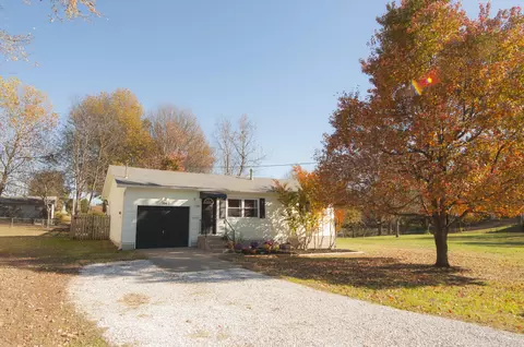 1062 S John Ave, Springfield, MO 65804 photo 1