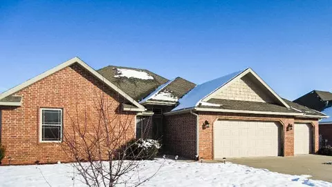 106 W Long Dr, Willard, MO 65781 photo 1