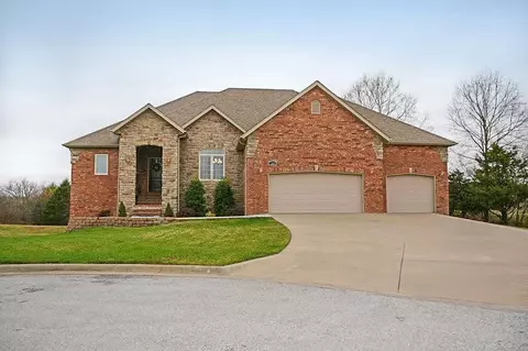 2201 E Parkview, Ozark, MO 65721 photo 1