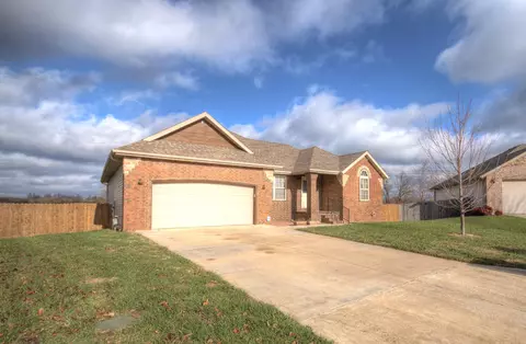 3301 N Western Ave, Springfield, MO 65803 photo 1