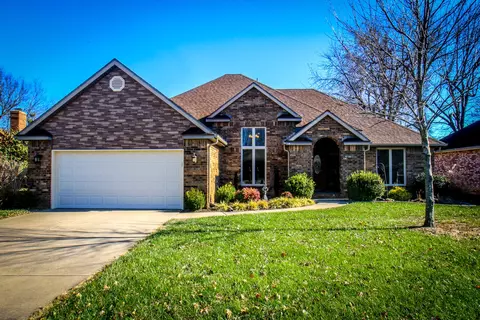 4738 S Forest Ave, Springfield, MO 65810 photo 1