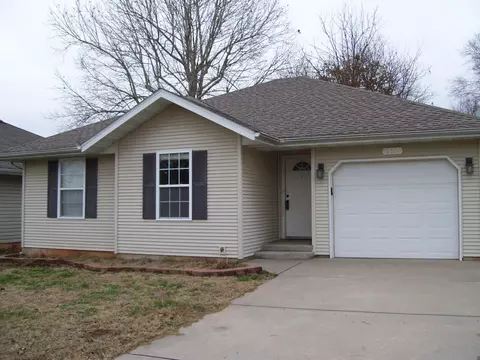 3311 W Lombard St, Springfield, MO 65802 photo 1